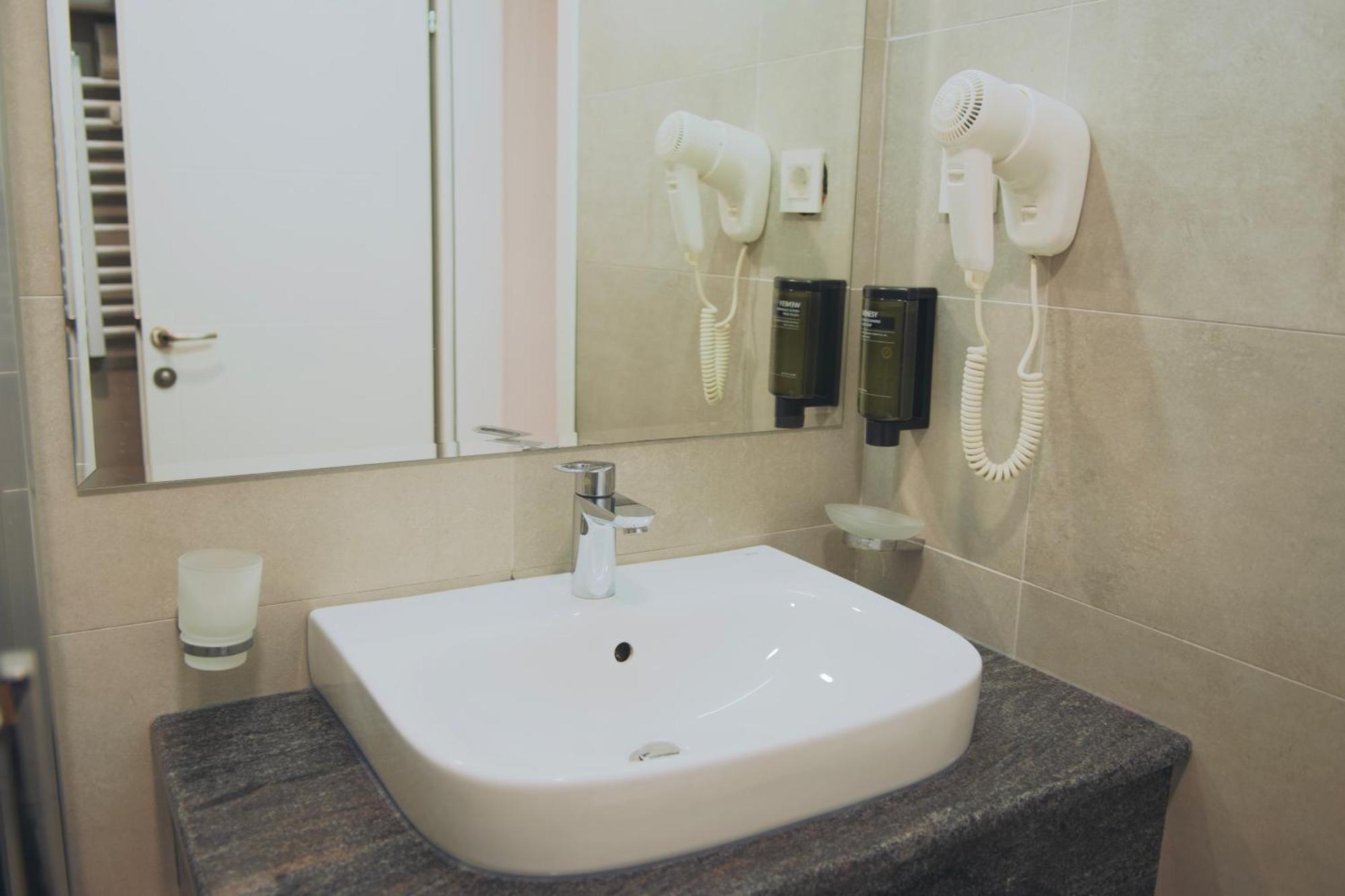 Ohrid Luxury Studios Bagian luar foto